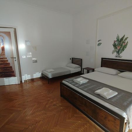 Dock Bay Lodge Hostello Trieste Extérieur photo