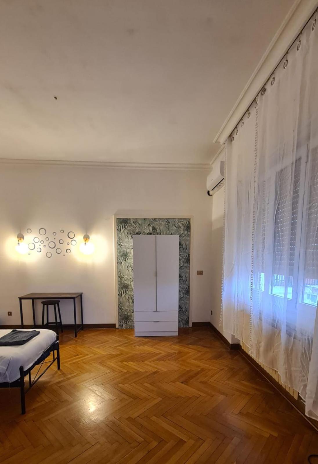 Dock Bay Lodge Hostello Trieste Extérieur photo